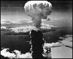 Attaque nucléaire contre Nagasaki